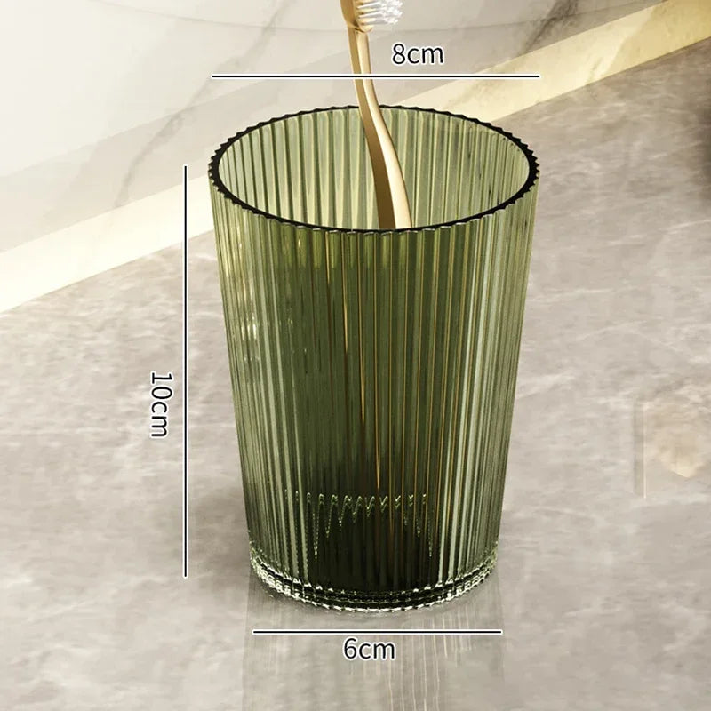 verres dents moderne transparents rayures verticales adhésifs élégants verte dorée grise brosse tube