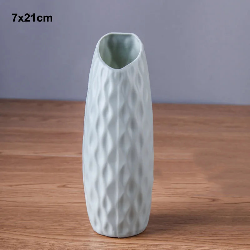 vases décoratifs modernes rayures verticales bleu blanc rose vert pastel minimaliste