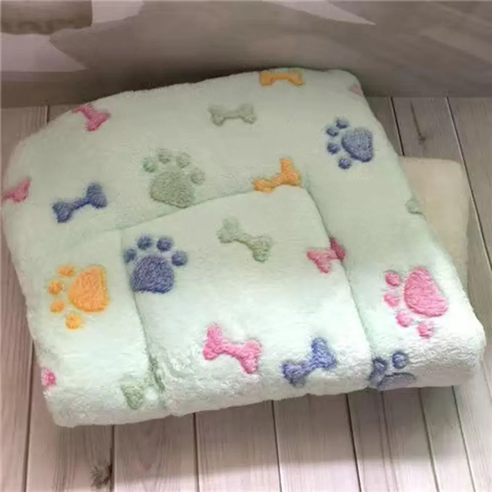 coussin moelleux imprimé animaux vert pastel jaune bleu rose gris chat chien doux hiver