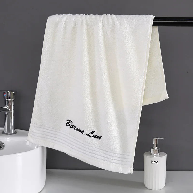 serviettes bambou rapide absorption blanc rose bleu noir écriture brodée texture douce classiqueUsageId:123