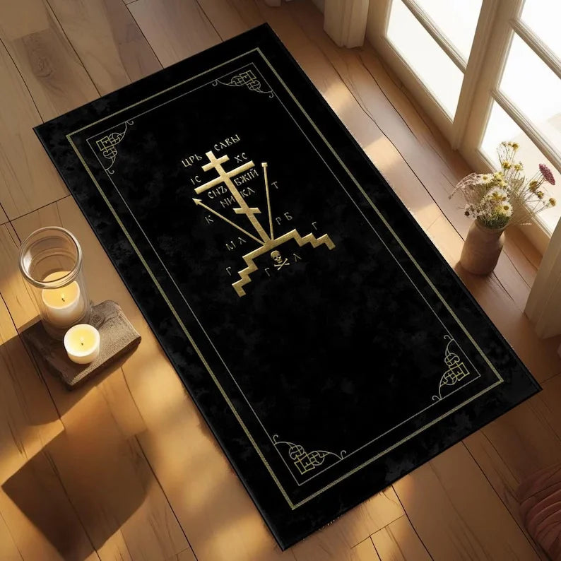 tapis religieux symboles ornementations dorées église oiseau soleil classique noir blanc