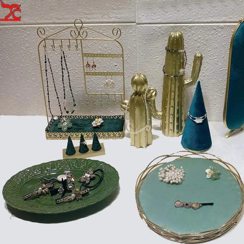 Présentoir pendentifs velours couleur