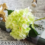 bouquet artificiel hortensias soie bleu blanc vert mariage décoration intérieure moderne minimaliste