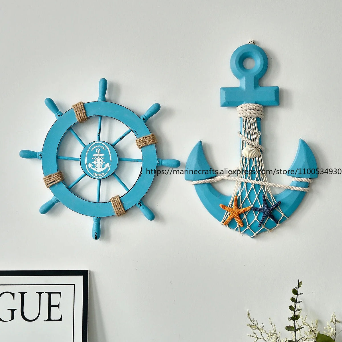 décoration murale marin volant bateau ancre bois couleurs bleues coquillages étoiles mer