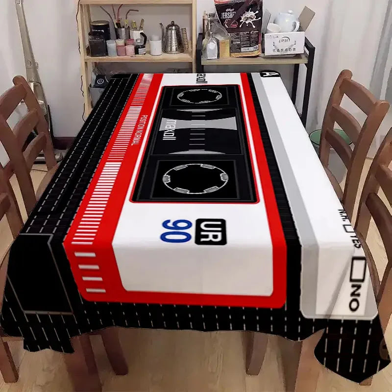 nappe rétro géométrique cassette audio noire blanche rouge table manger polyesterversible