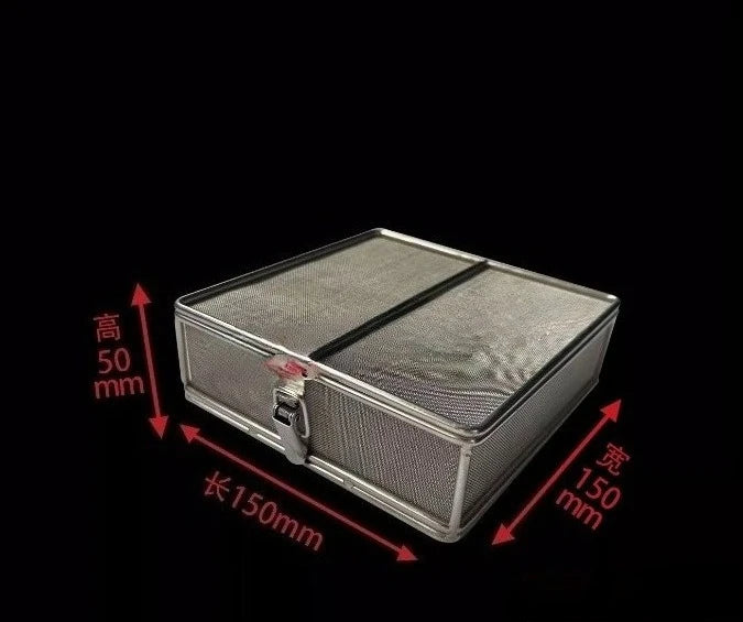 boite bijoux metal argente cadenas couvercle maille fine rangement moderne