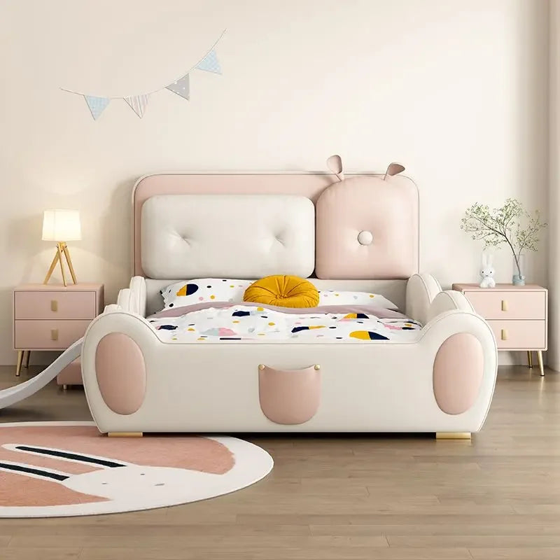 lit enfant toboggan simili cuir beige rose doux moderne tapis rond coussins