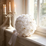 bouquet roses artificielles mariage blanc argenté rubans satinés scintillantes tissu classique