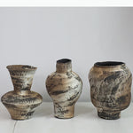 vases marron gris blanc texture marbrée artisanal rustique vase table nouveau classique post moderne