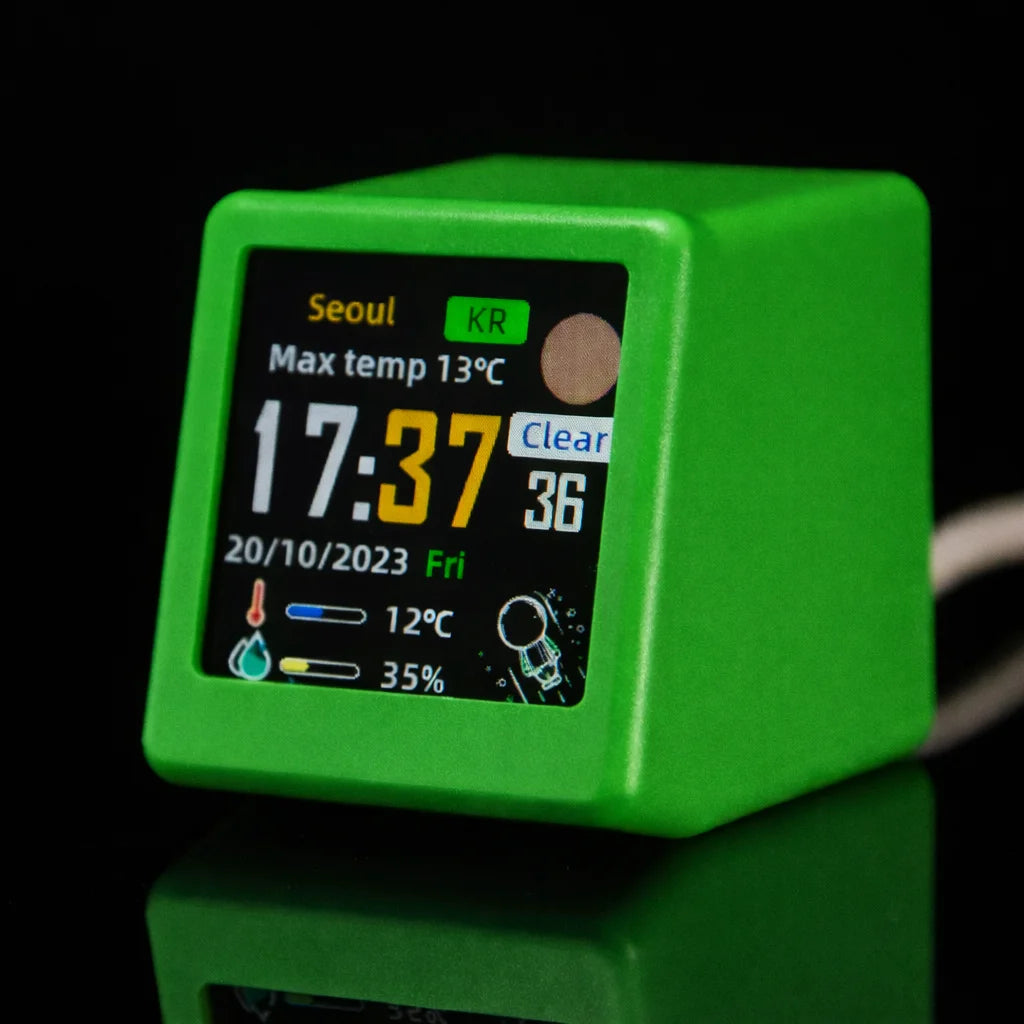 horloge numérique moderne horaire affichage lcd carrée rétroéclairée boutons tactiles minimaliste
