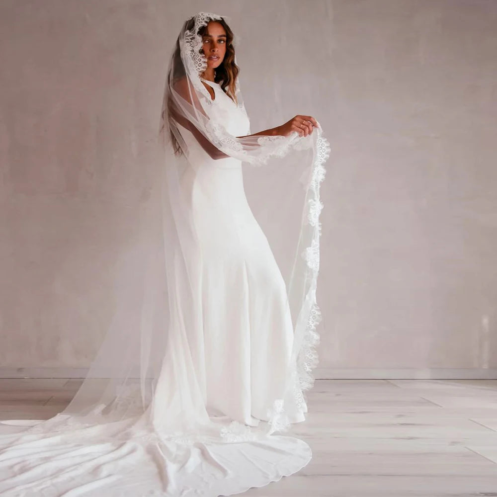 voile mariée mantilla dentelle polyester blanc élégant fixation inclusion jupe transparente