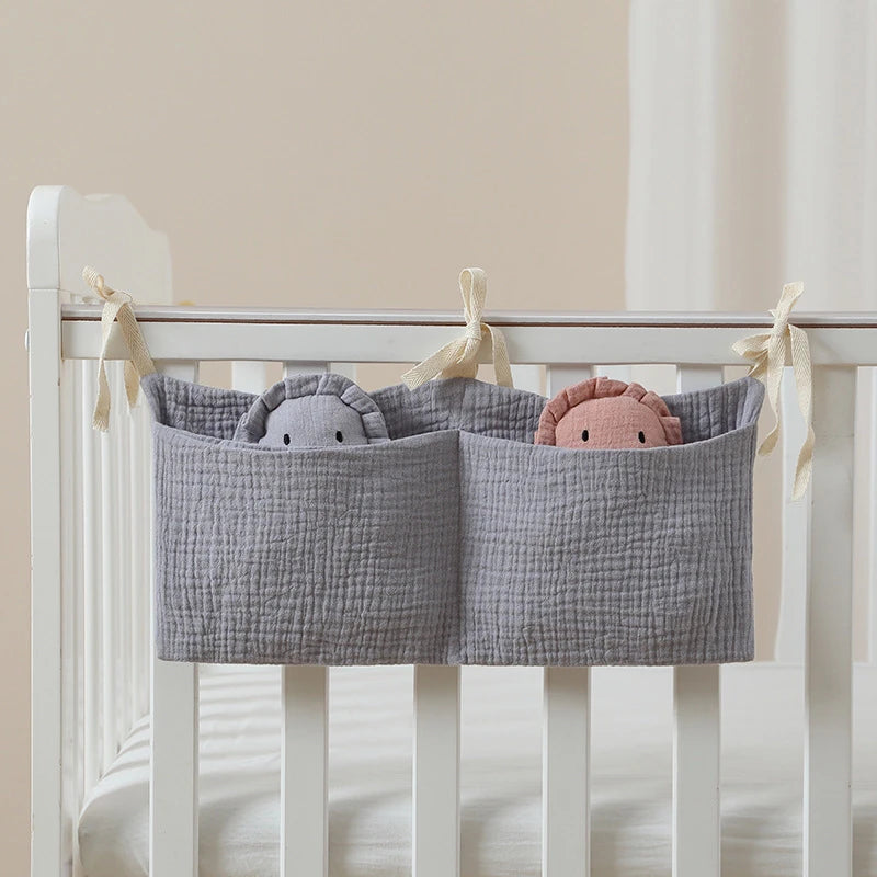 sac rangement lit bébé coton coeurs dorés gris simple double poche fixation ruban
