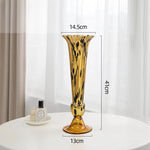 vase verre ambré motif moucheté moderne décoration intérieure bougie papillon fleurs violettes chandelier