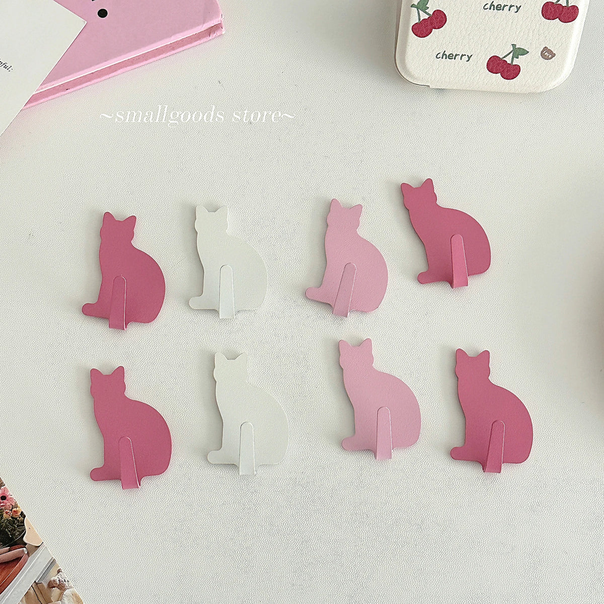 porte clés chat rose clair blanc silhouette simple minimaliste moderne auto adhésif muraux non