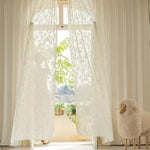 rideau semi transparent broderie florale classique romantique blanc crème chambre coucher decoration salon