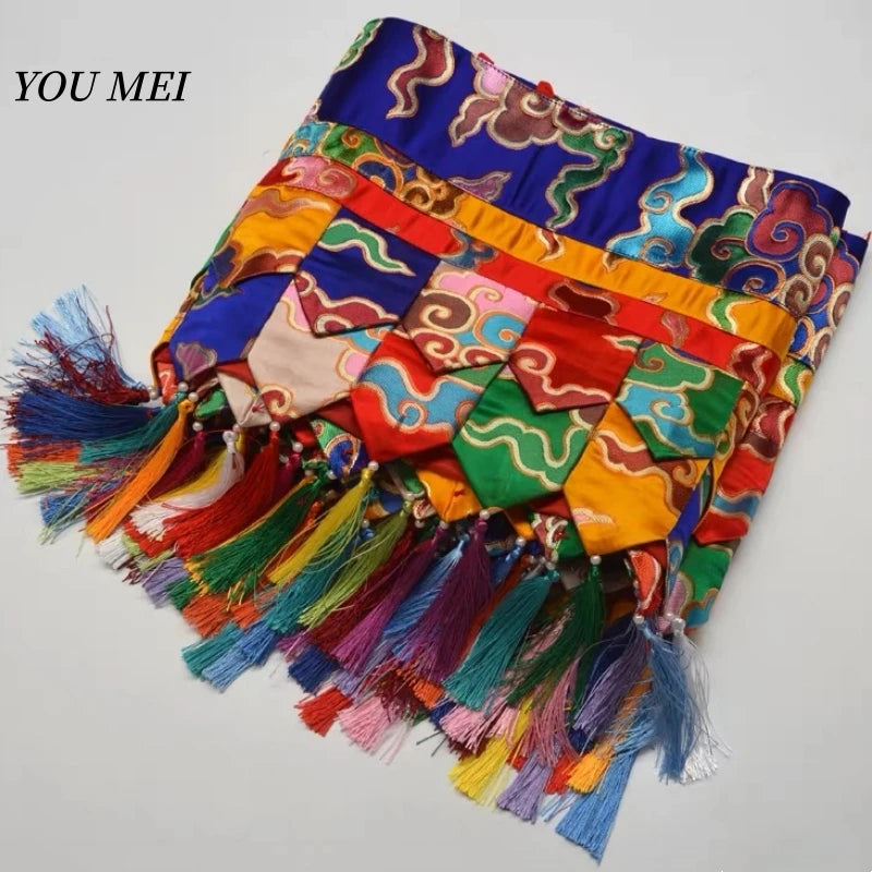 rideau ethnique handmade motifs floraux brodés pompons couleurs vives traditionnel clips fixations