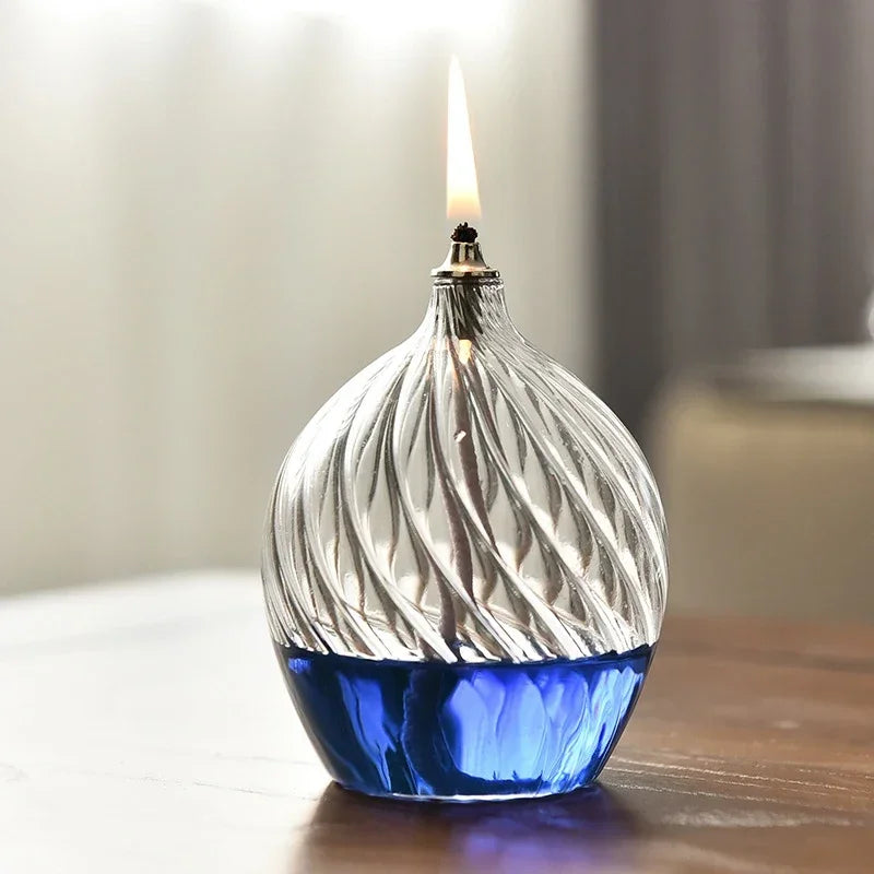 lampe huile verre bleu transparent motif spiralé moderne décoration intérieure chandelle mariage centerpiece table