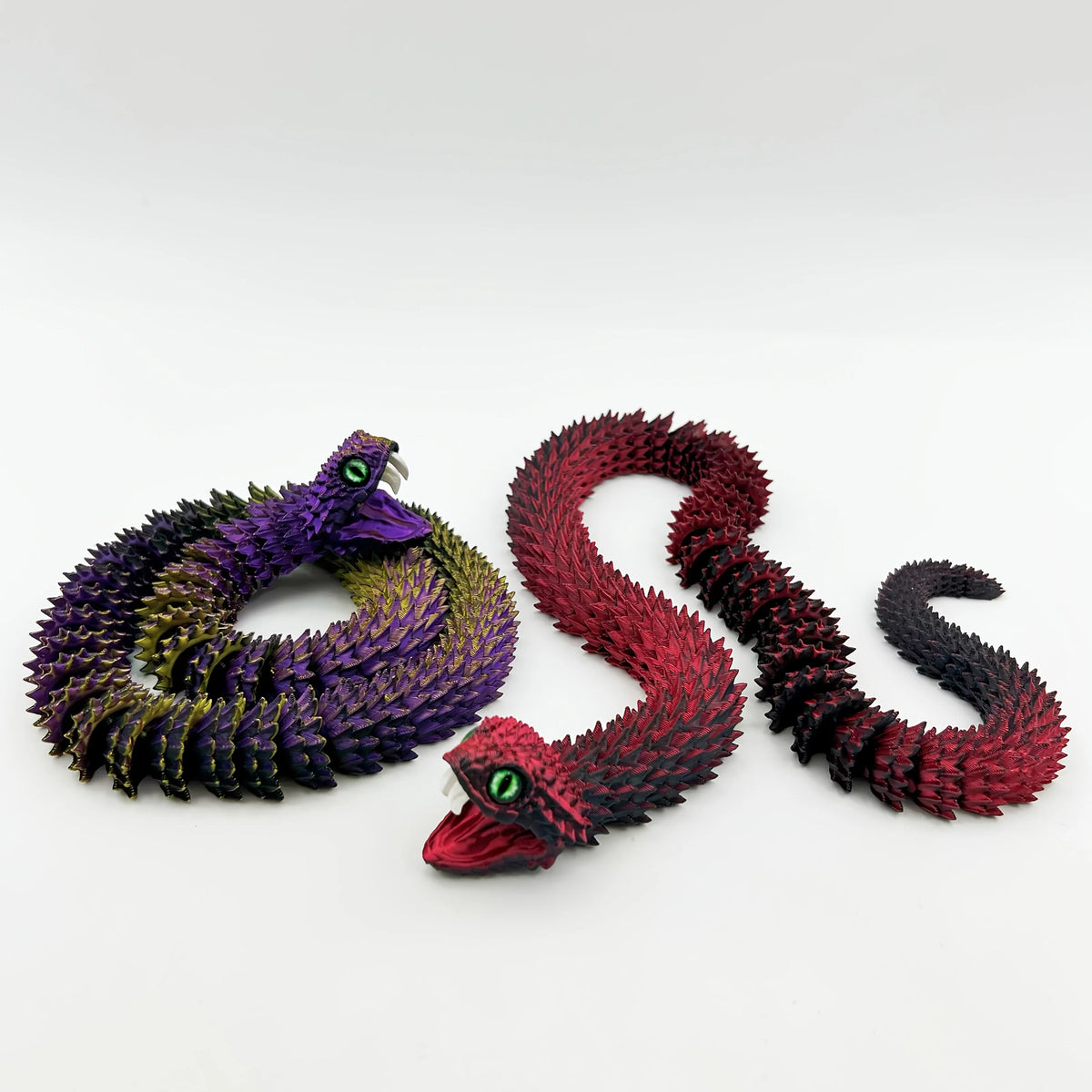 serpent origami violet rouge vert bleu rayures ecaille moderne decoration table plastique