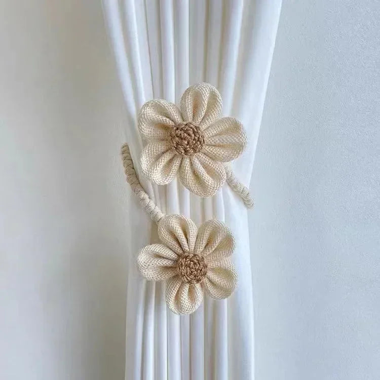 bracelets rideau crochetés fleur rustiques accessoires fenêtres beige clair foncé horizontal