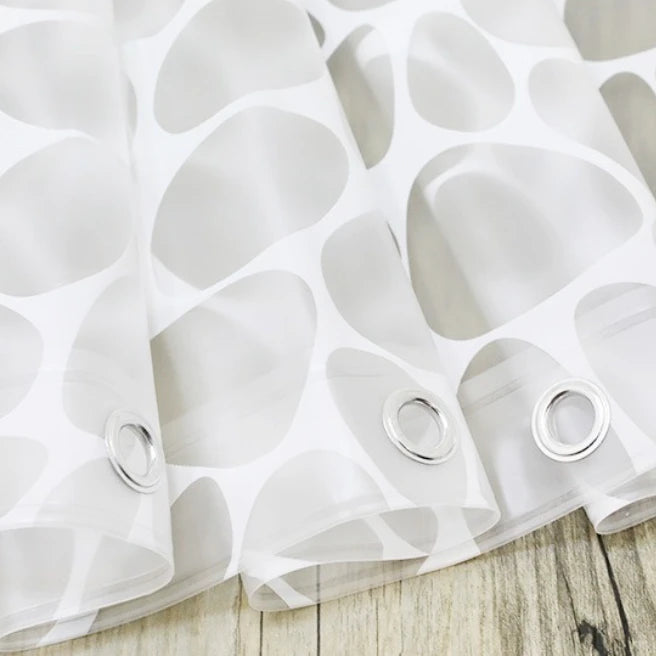 rideau douche moderne semi transparent blanc gris motifs galets peva ourlet standard anneaux