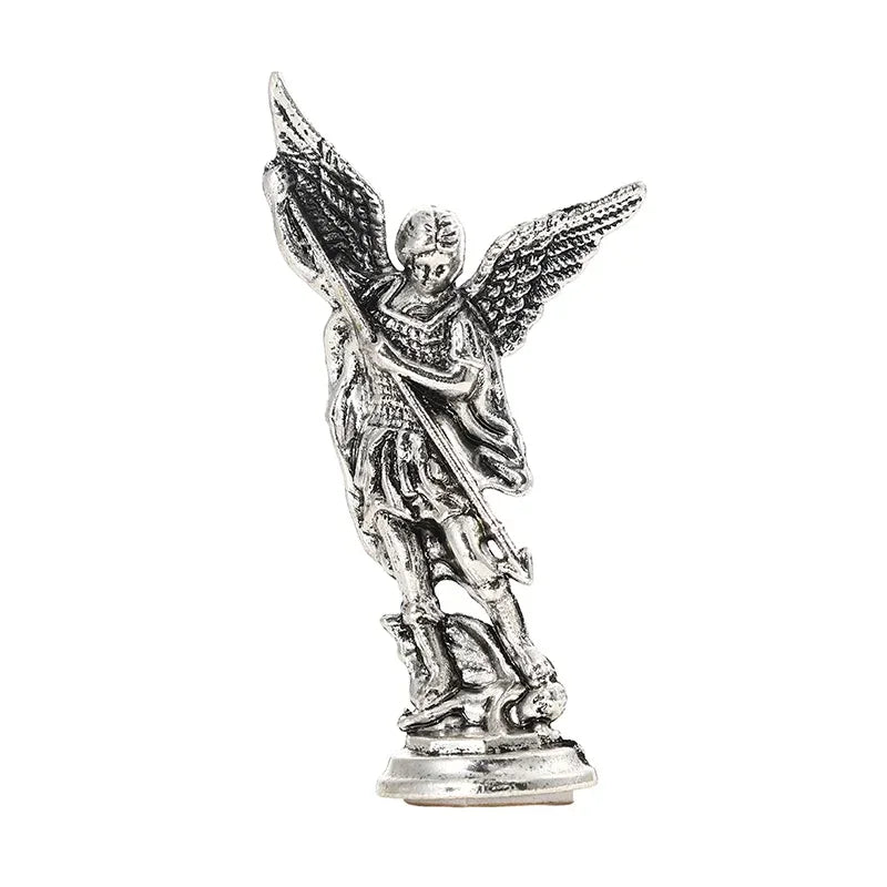 statuette ange saint michael croix détails sculpturaux doré bronze argenté cuivré classique religieux maison