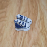 chaussures sport miniatures toile coton classiques baskets couleurs variées opaques enfants accessoires poupées