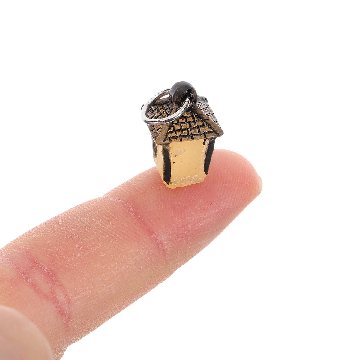 porte clés miniature transparent motif géométrique noir vert clair rose pâle doré décoration ornement