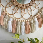 décoration murale boho dreamcatcher bois tassels beige vert moutarde blanc