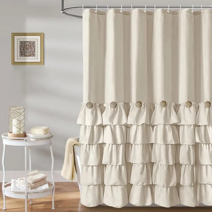 Rideaux élégants à volants pour salle de bain, rideau de douche en tissu, traitement de fenêtre de luxe, dans des tons neutres apaisants. Idéal pour ajouter une touche de raffinement à toute salle de bain.