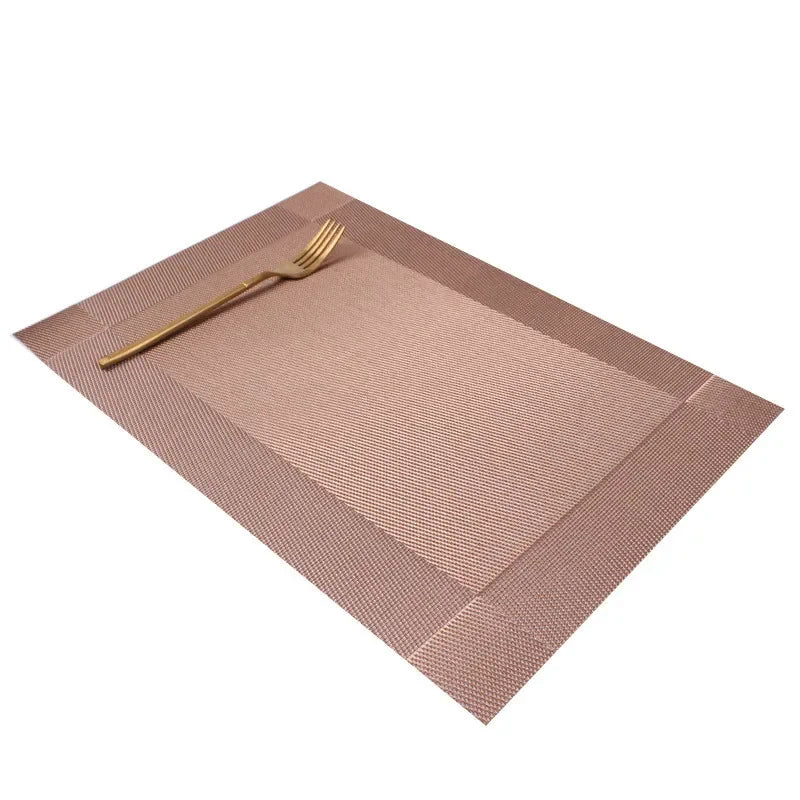 tapis table moderne rectangle polyester beige bleu gris marron texture tissée respectueux environnement fourchette