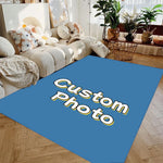 tapis photo personnalisable moderne bleu lettres blanches contour jaune salon rectangle