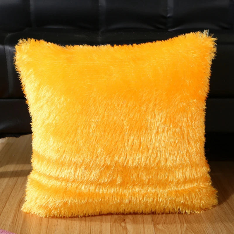 coussins decoratifs poilus duveteux lavables moderne rose vif rouge vert foncé blanc turquoise orange