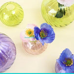vase verre rayures horizontales moderne fleurs artificielles vert rose violet beige
