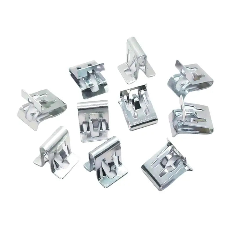 clips métalliques argentés industriels fixations plat lisses opaques diverses tailles utilisation générale porte tableaux