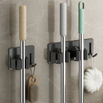 porte balais porte couverts adhésif mur noir gris moderne rangement cuisine salle bain