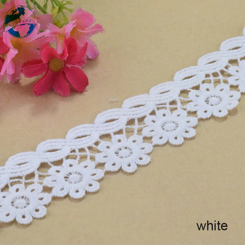 ruban dentelle brodée polyester 3.5cm blanc motifs floraux semi transparent mariage décoration robe