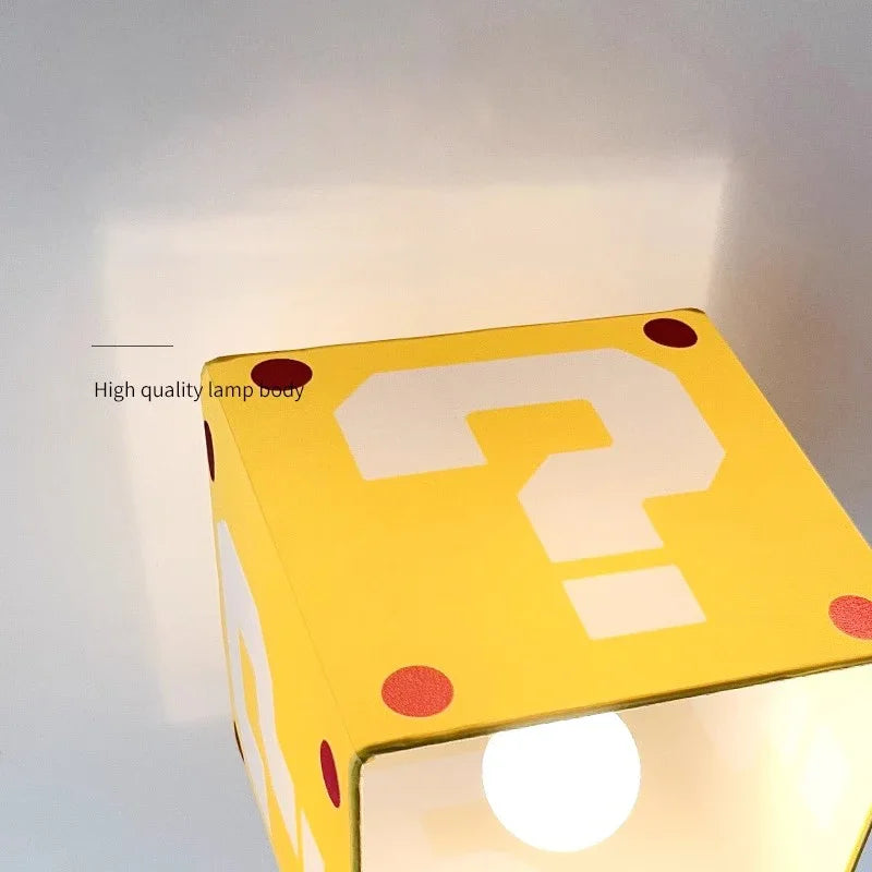 lampe moderne jaune question mark points rouges ludique lumière enfants chambre