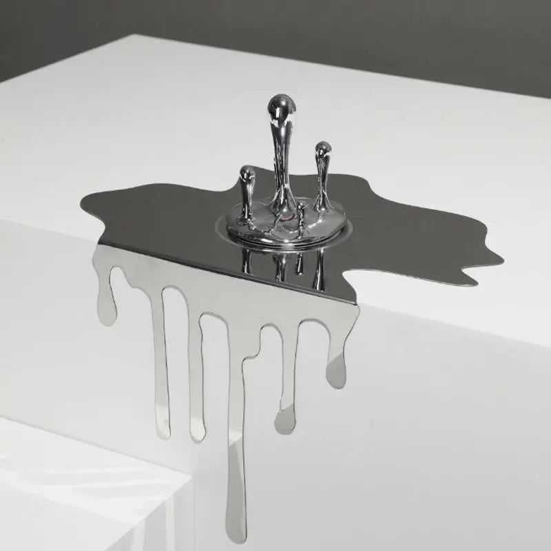 décoration murale moderne sculpture d'eau abstraite acier inoxydable forme organique surface miroir illusionnée