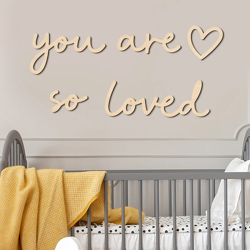 décoration murale enfant bois lettre aimé cœur doux chambre