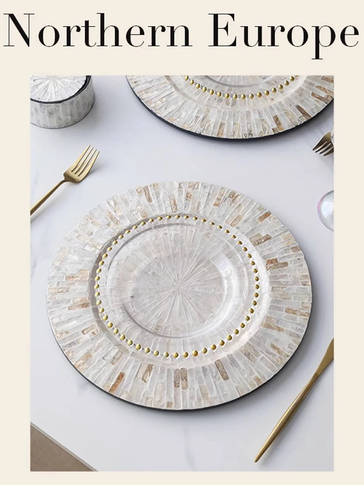 assiette mosaïque pierre bordure dorée moderne élégante décoration table blanche luxe fête mariage