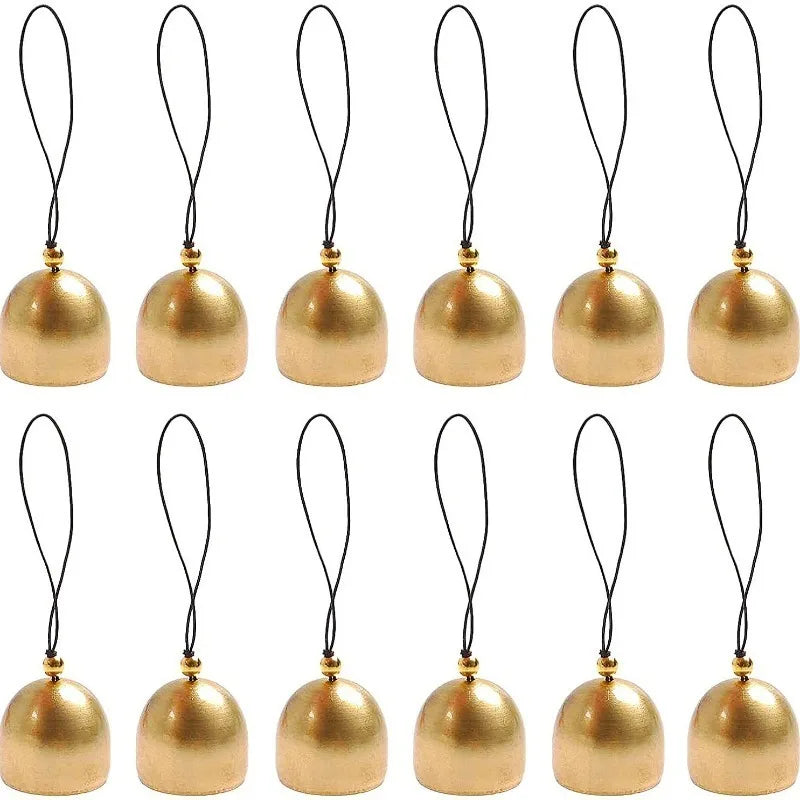 cloches dorées classiques cordelettes rondes lisses opaques ensemble pièces artisanal