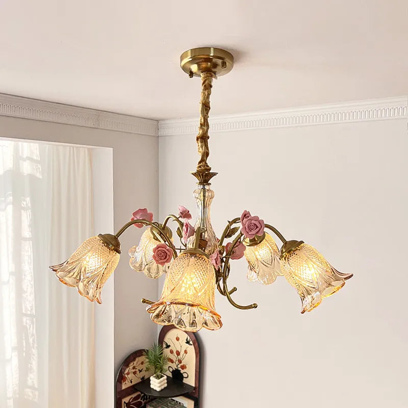chandelier floral or rose led abat jours transparents têtes vintage