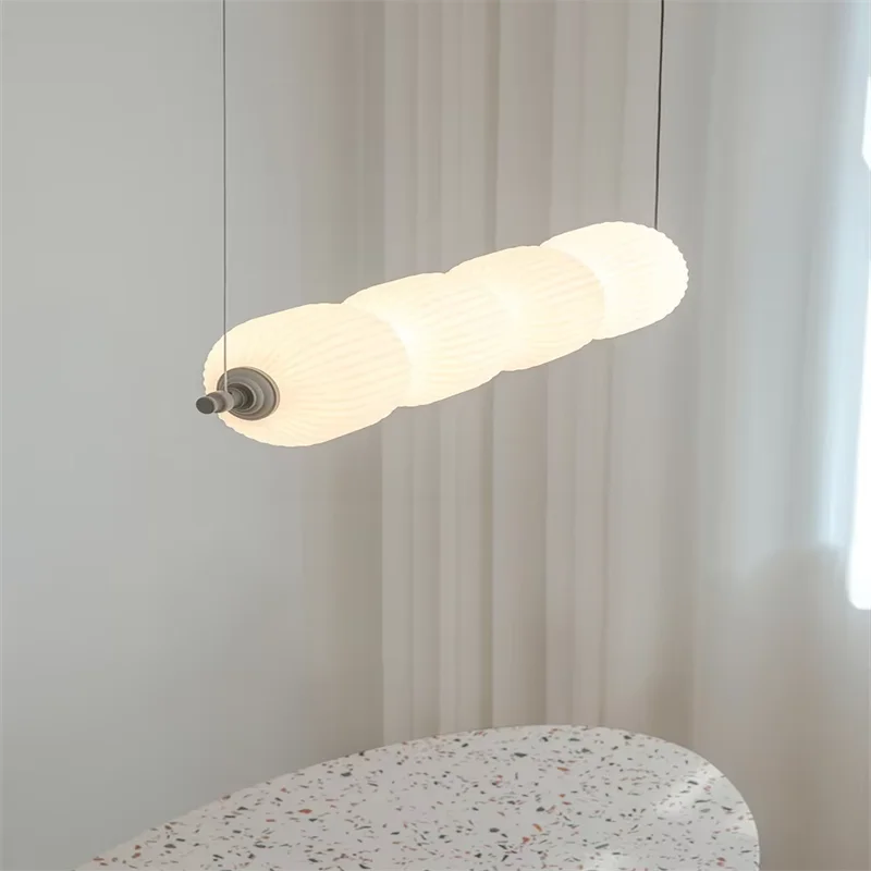 suspension lumineuse moderne blanc rayures horizontales opacité pince câble led
