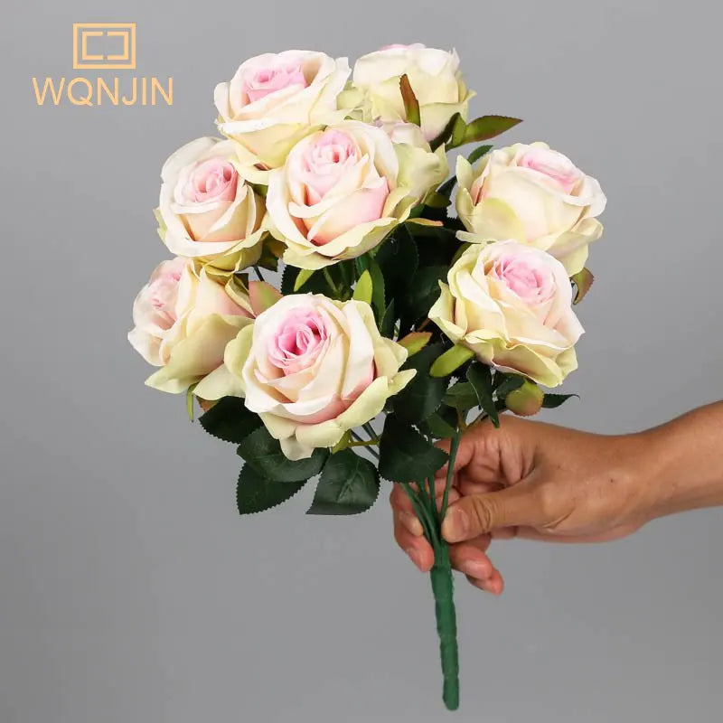 bouquet roses artificielles violettes decoration maison anniversaire mariage fete pendaison cremaillere intérieur