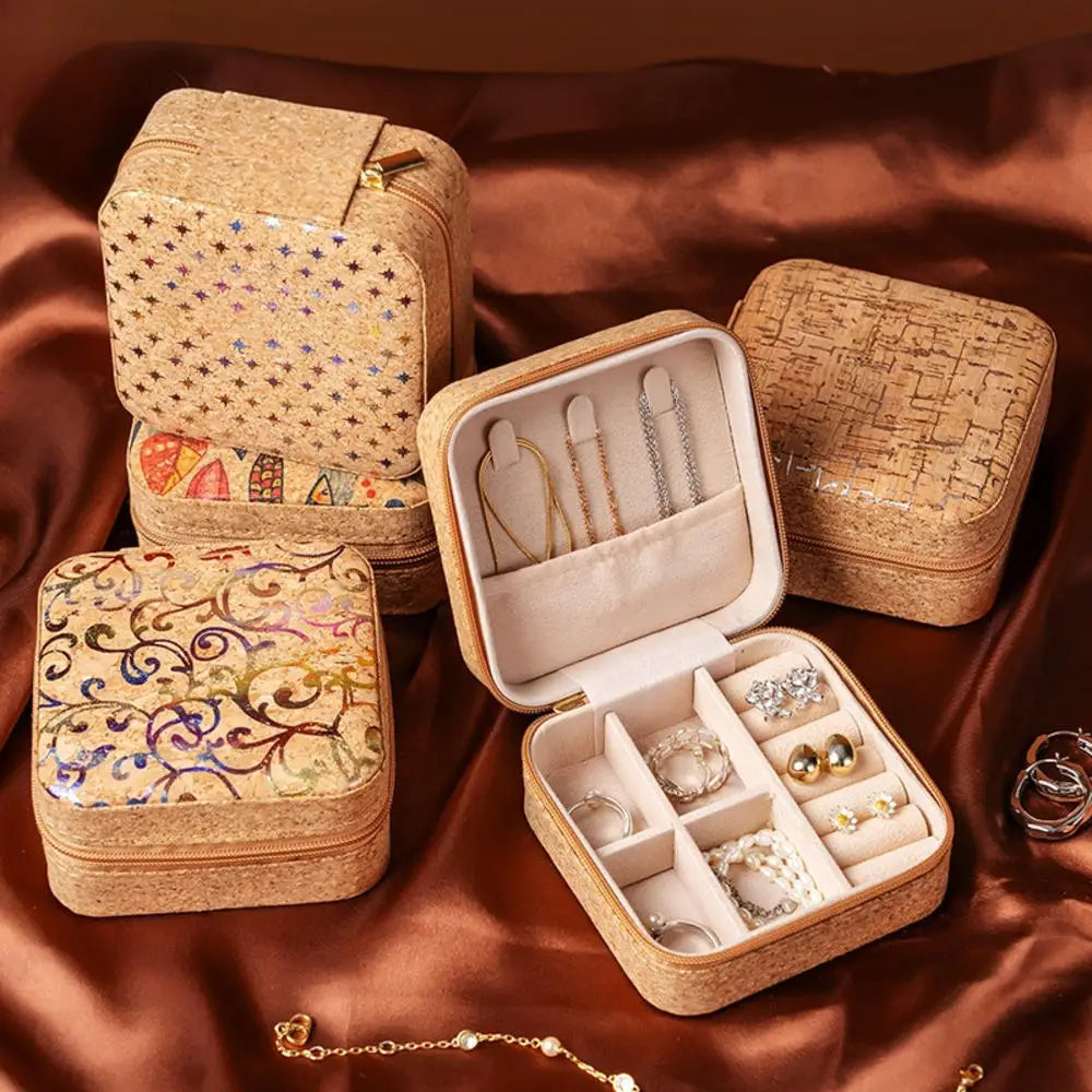 boîte bijoux vintage portable motifs floraux couleurs multiples rangement colliers boucles d'oreilles bracelets