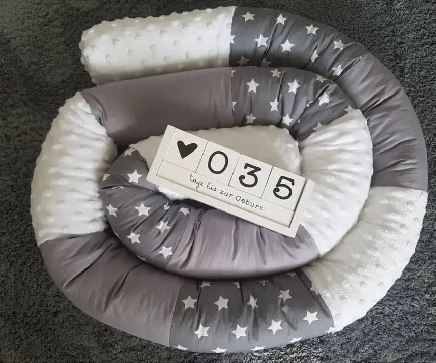 coussin lit bébé étoiles polka dots gris blanc rose confortable doux jouets animaux chiffres