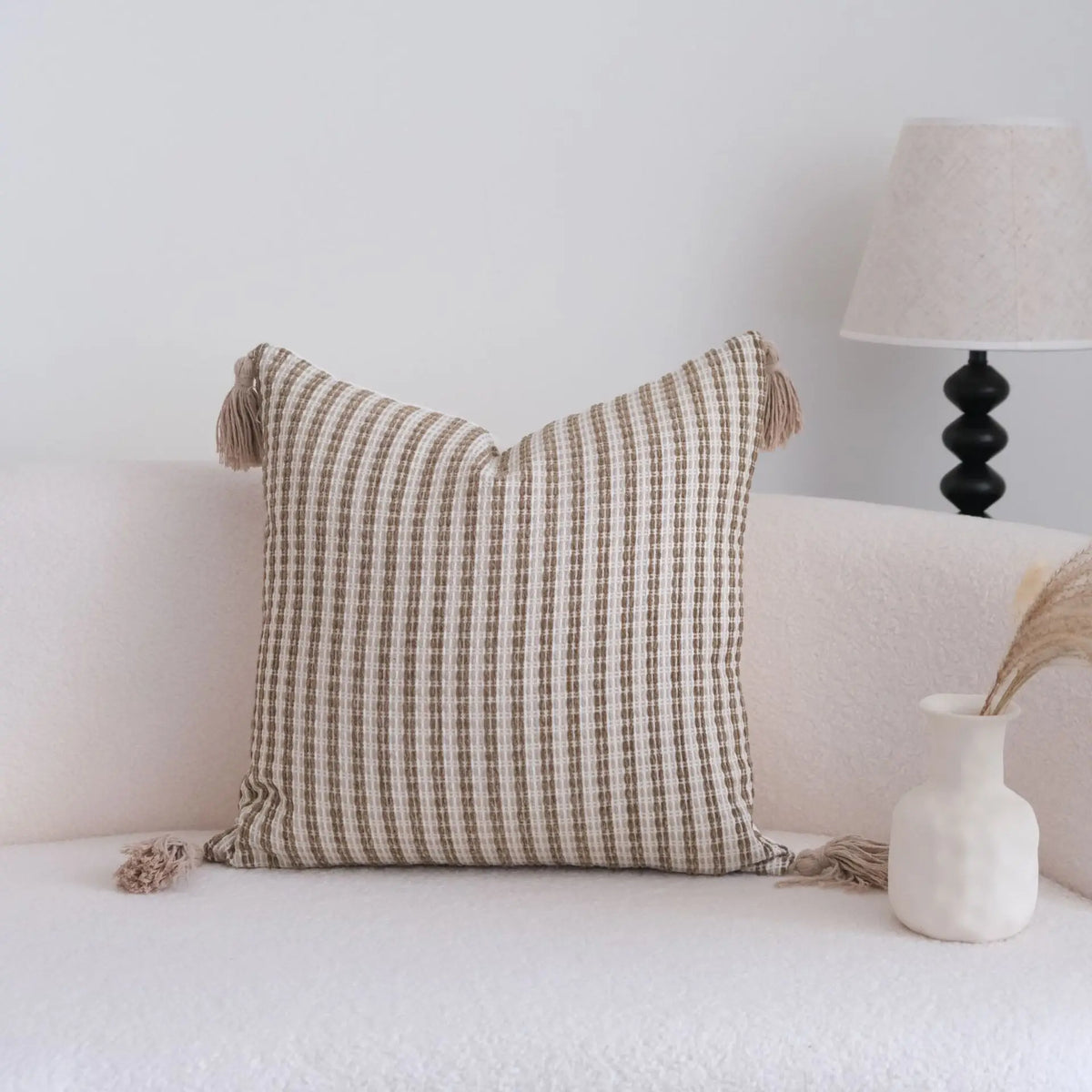 coussins décoratifs rustique motif floral opacité beige marron salon lit