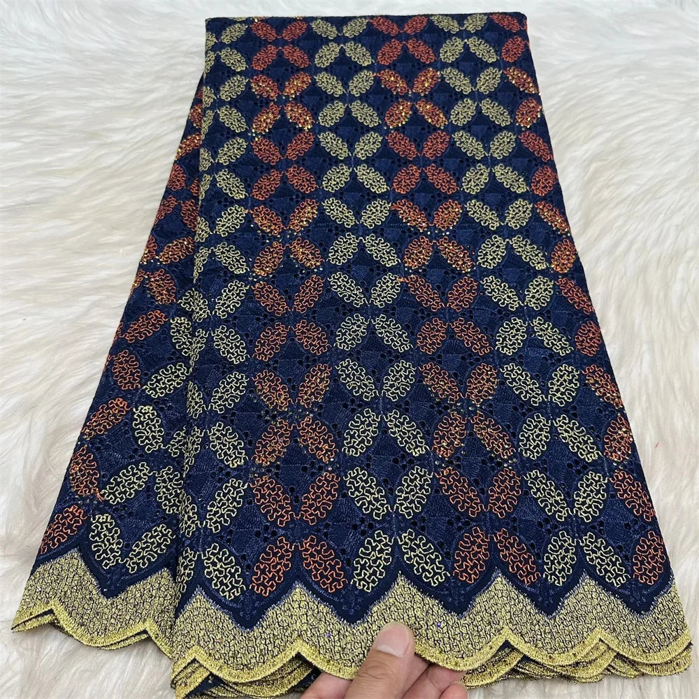 tissu brodé coton blanc doré noir vert bleu rose marron motif géométrique résistance déchirure