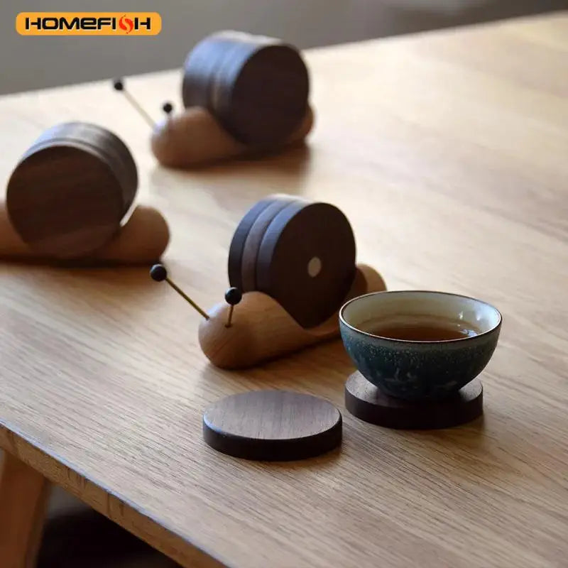 coquillages decoratifs bois marron foncé dessous verre ronds minimaliste moderne set deco table
