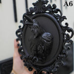 cadre mural or noir relief sculpté baroque artisanal decoration murale relief animal résine